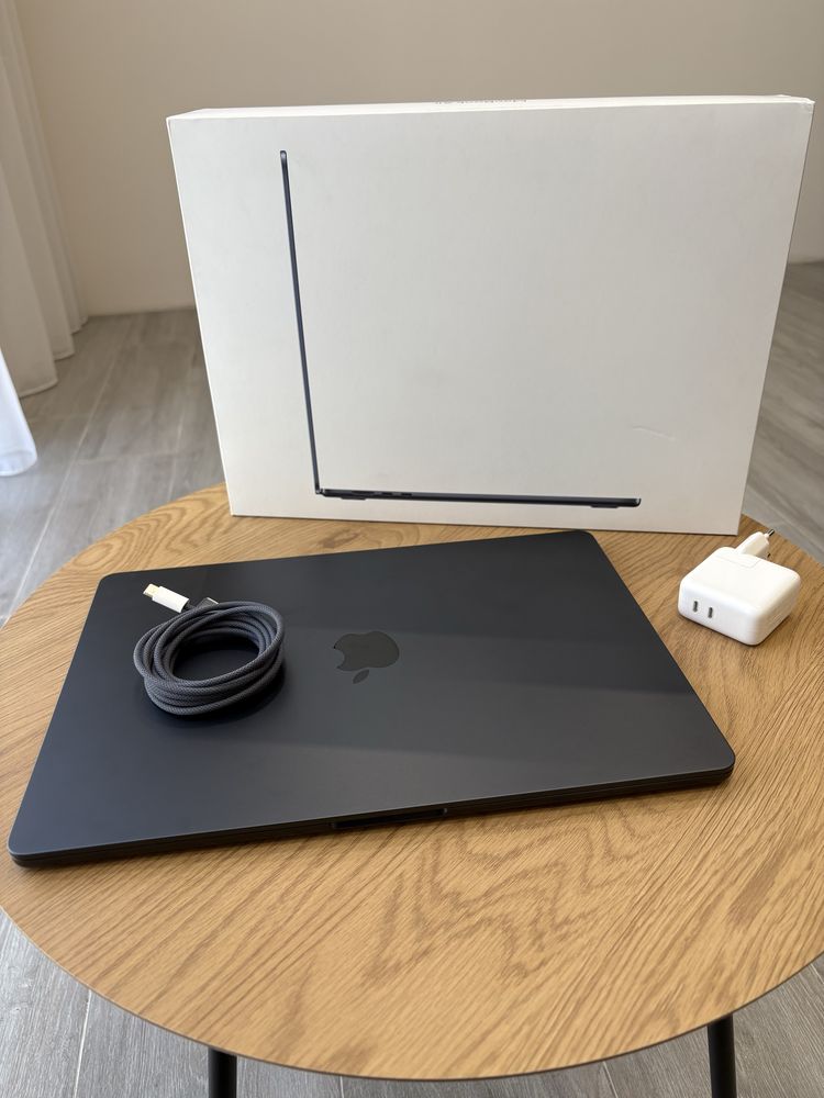 [від власника] MacBook Air M2 15.3”, 8/256, Midnight