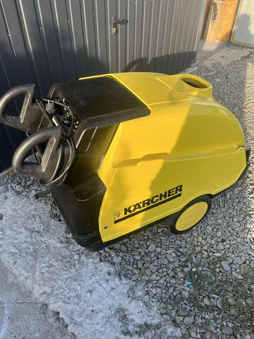 Myjka cisniniowa  karcher HDS 655
