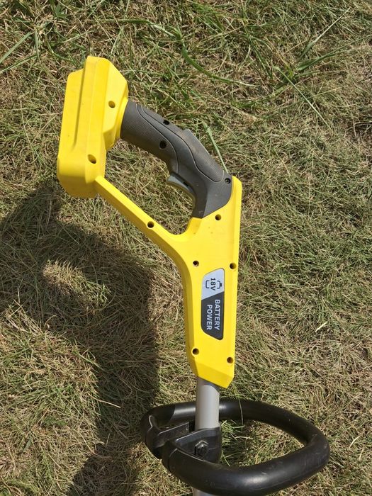 Karcher Podkaszarka na baterie v18
