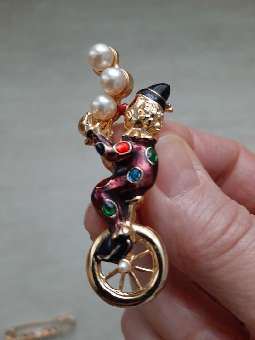 продам брошь , винтаж 80 годы