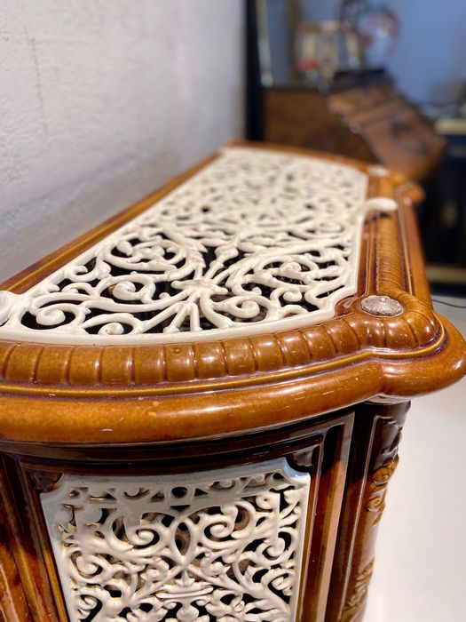 Zabytkowy Zeliwny Piec Koza Kominek