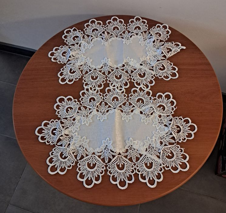 Serwetki komplet 13 sztuk, piękne okazja