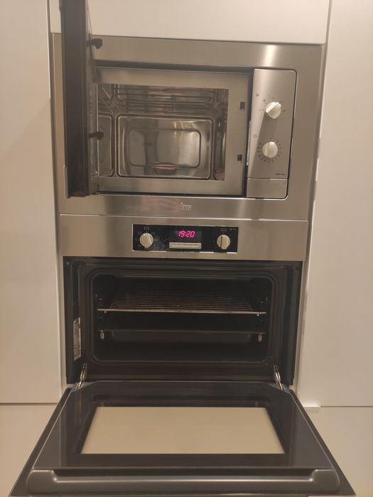 Conjunto forno e microondas TEKA em cinza