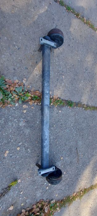 Oś do przyczepy Knott 950zł