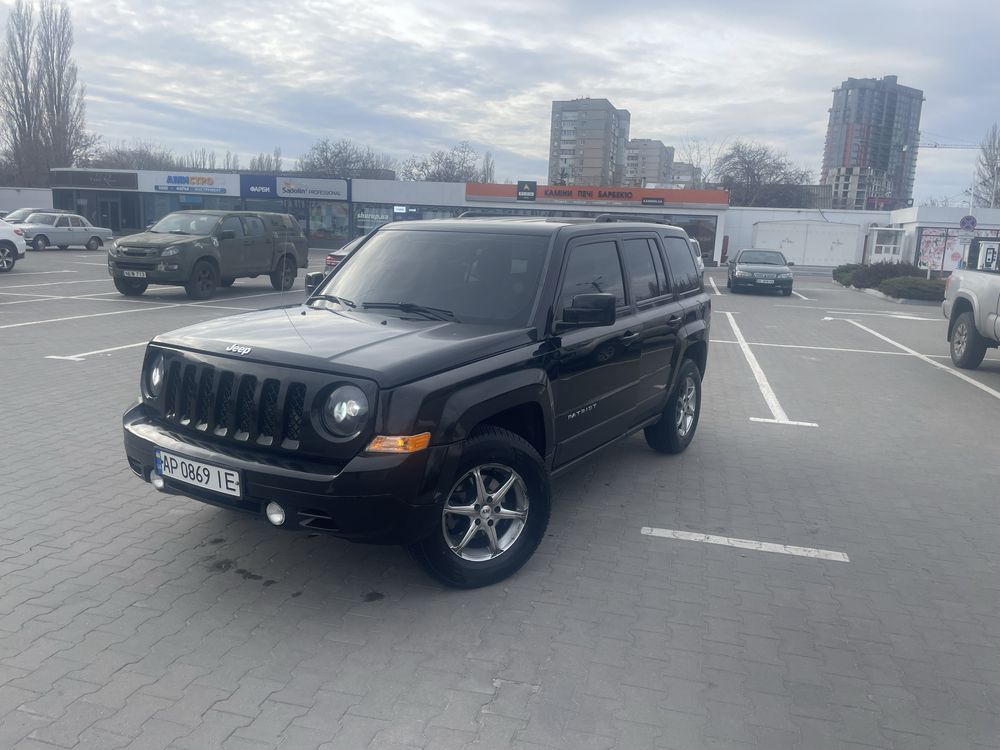 Авто Jeep Patriot