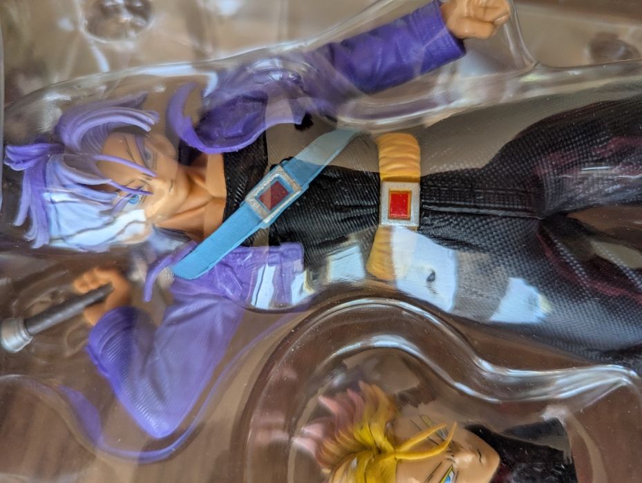 Dragon Ball Z figurka Trunks + pudełko