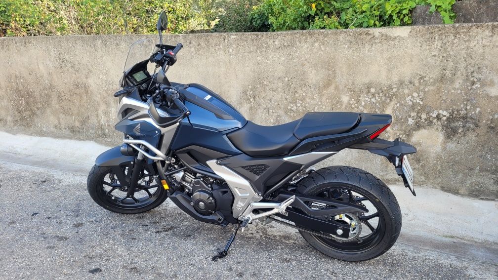 Honda NC750X DCT poucos kms