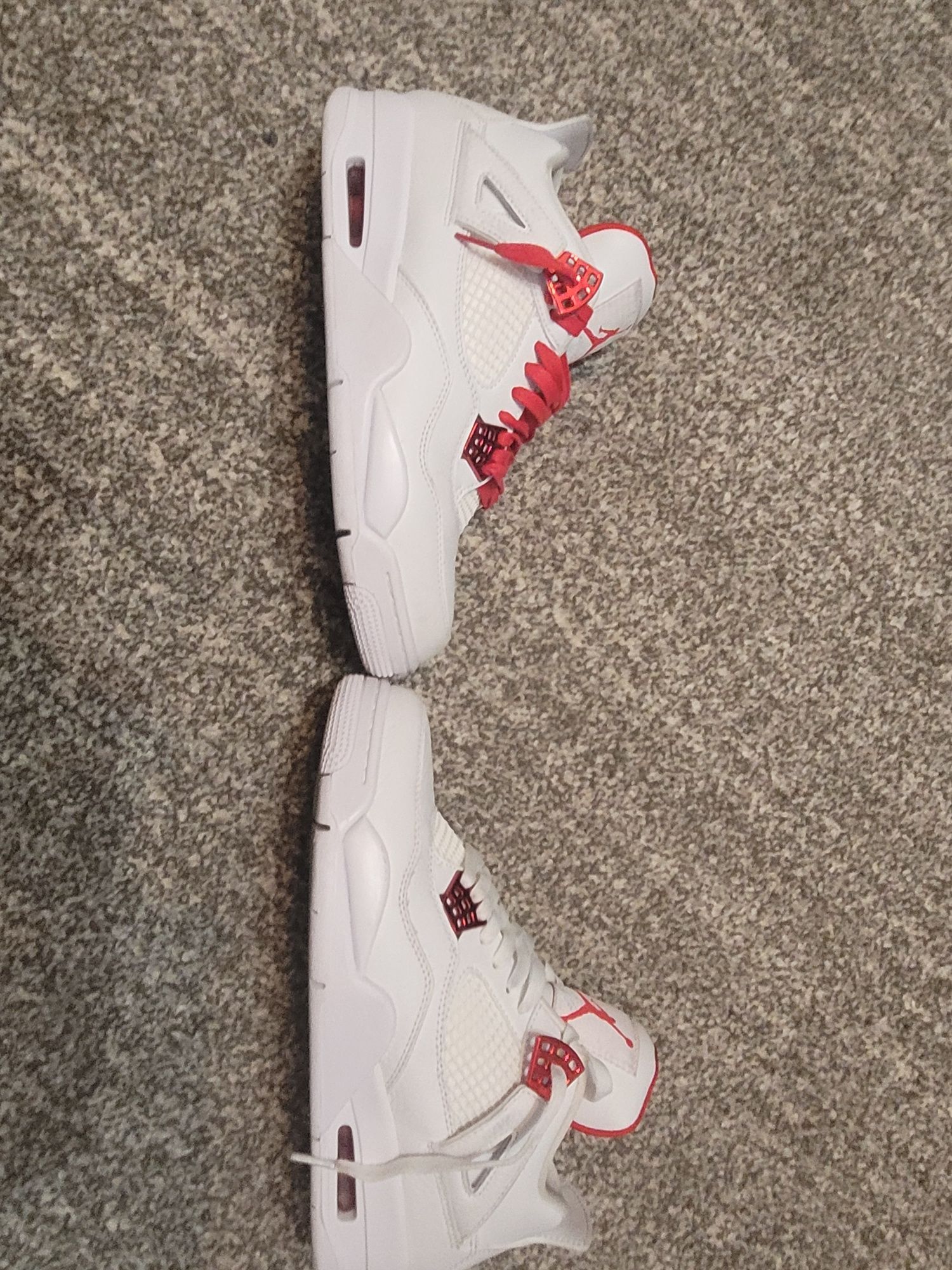 Jordan 4 Red Metallic