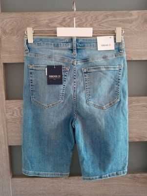 Forever 21 niebieskie jeansowe krótkie spodenki XS
