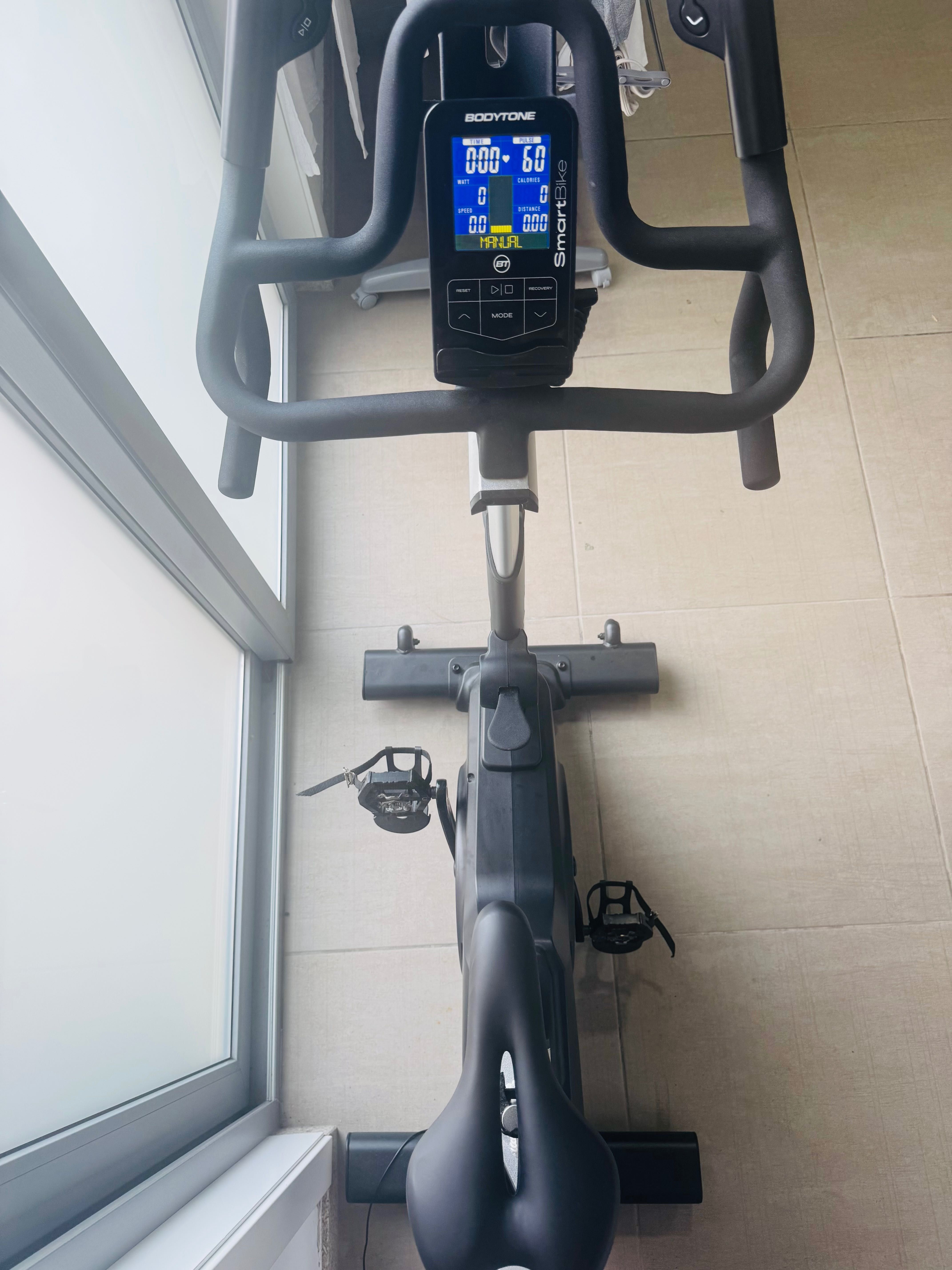 SMART BIKE - Bicicleta de Spinning BODYTONE SMB1v3
