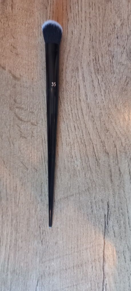 NOWY#35 KVD BEAUTY VEGAN Sephora oryginał pedzel korektor oczy twarz