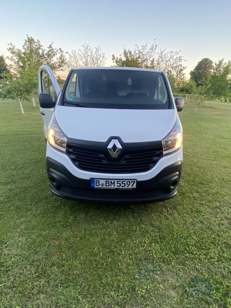 Samochód ciężarowy Renault Trafic