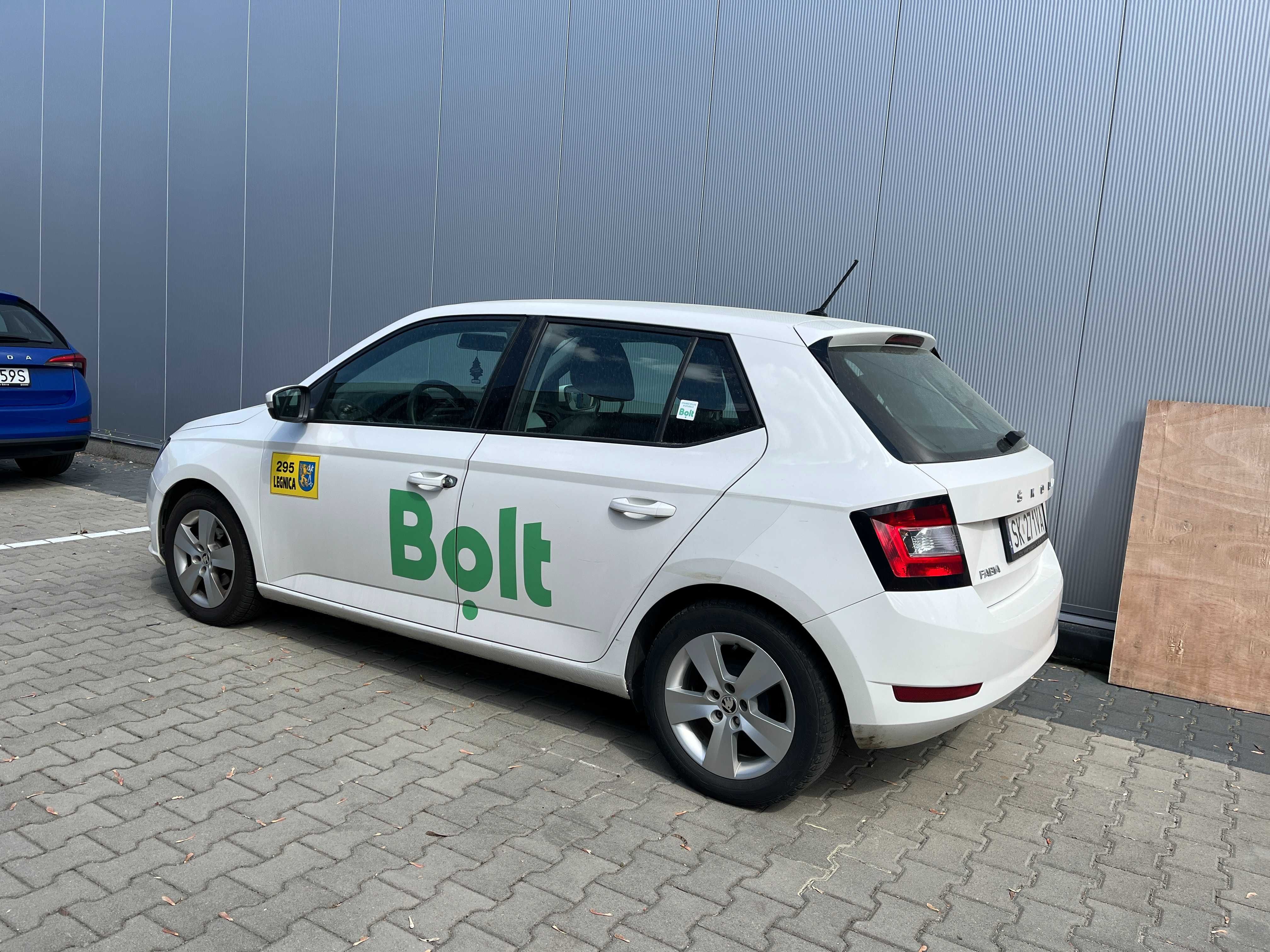 Wynajem samochodów Bolt Uber Free Now Taxi
