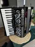 Akordeon weltmaister Caprice 72 basy Super stan polecam