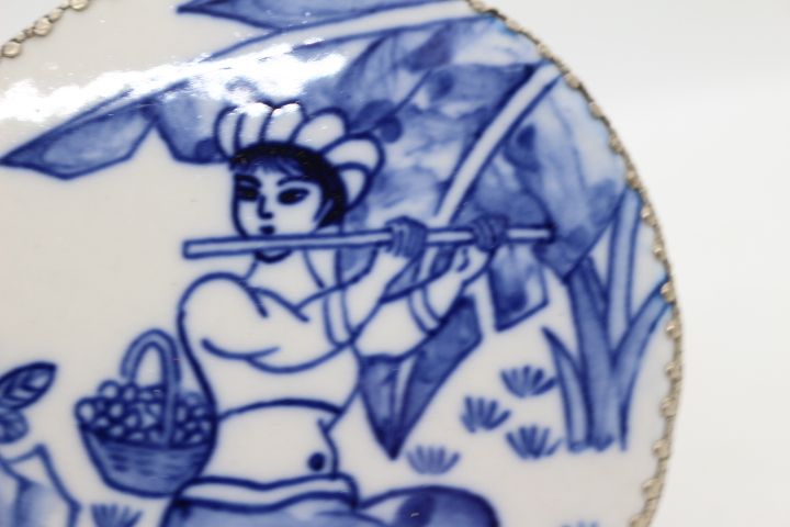 Caixa em Porcelana e Prata Chinesa Azul e Branco Espelho Figura XIX