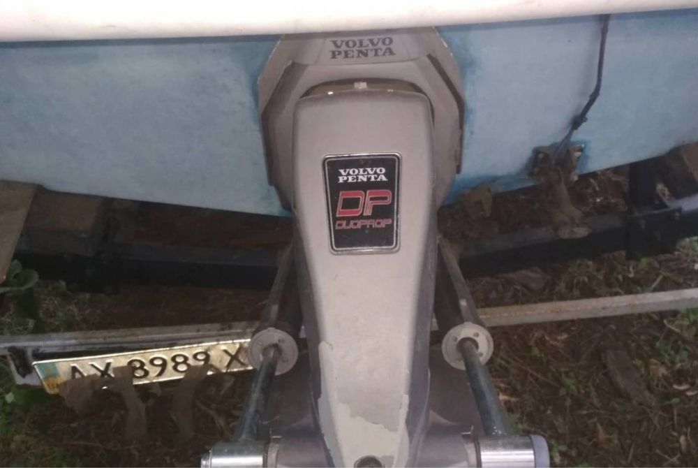 Продаж катеру Bavaria R