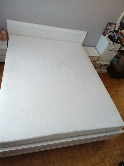 Łóżko do sypialni