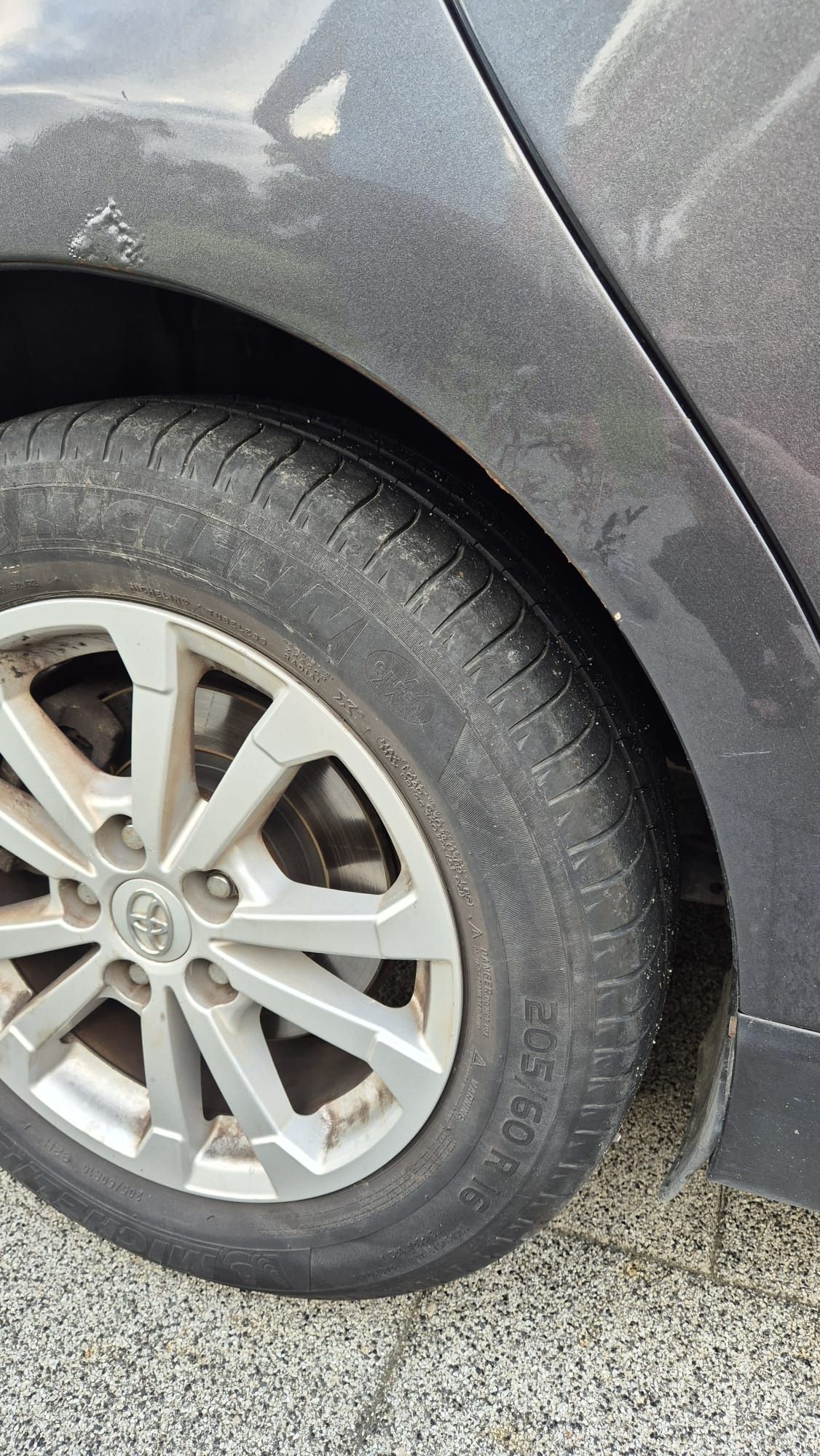Toyota Avensis 2014, 1.8 Benzyna