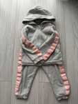 Dres Guess dla dziewczynki 2 lata