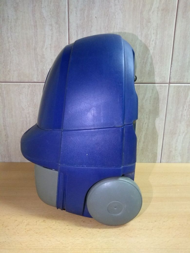Odkurzacz workowy Electrolux Clario Z7520 moc 1800W