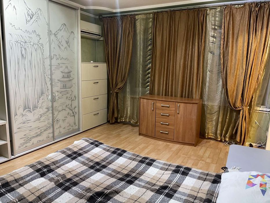 Сдам 2х ком квартиру Самый центр