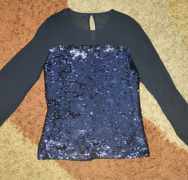 Нарядная блузка М