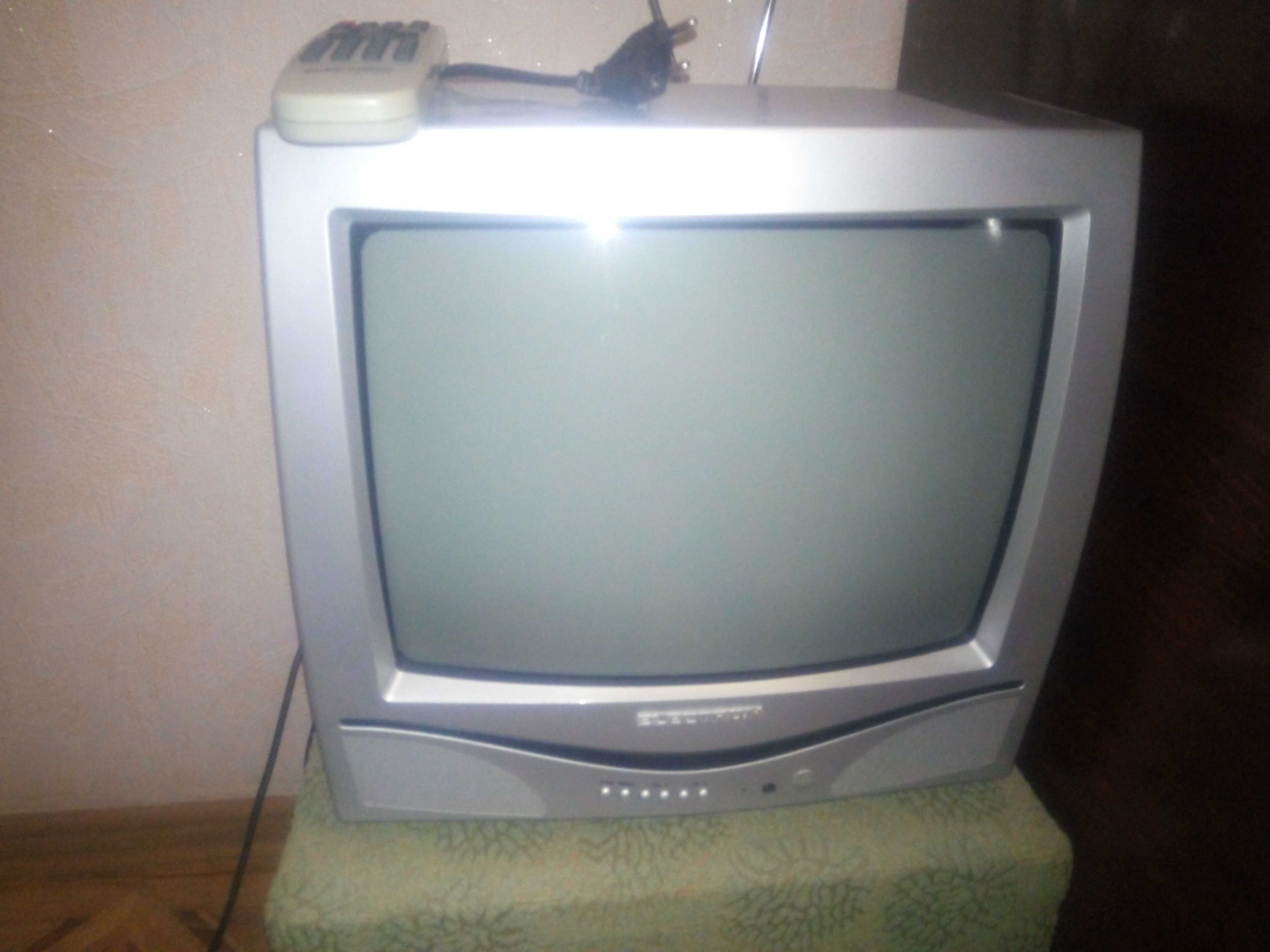 Продам телевизор Електрон,ціна: 2000 грн.