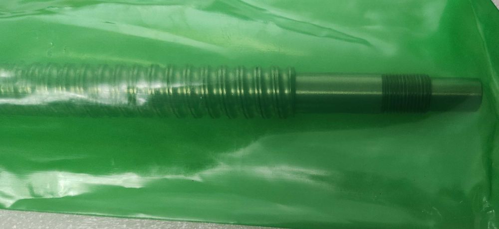 Винт ШВП 1605 с обработкой + гайка .  300 мм , 400 мм  ... 1000 мм .