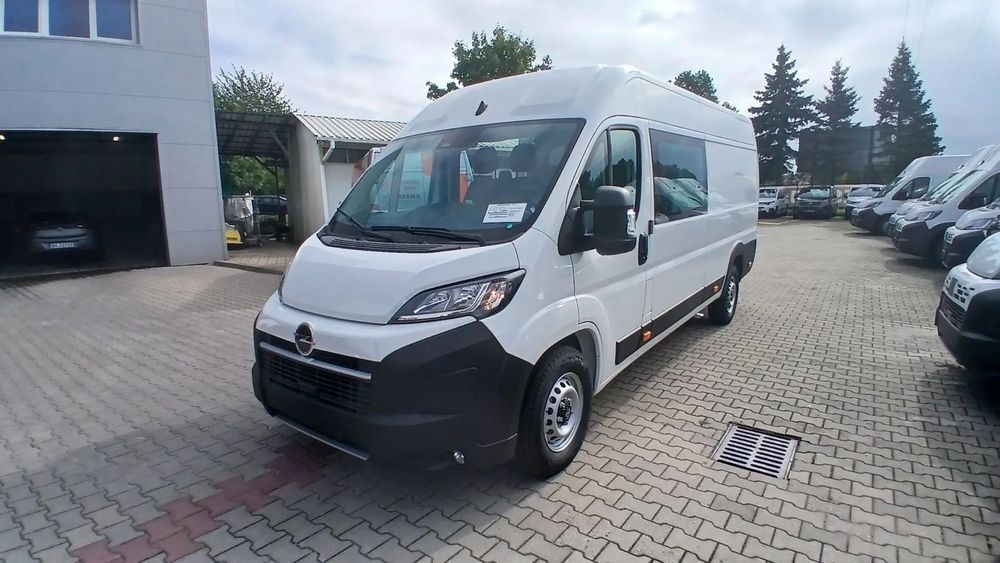 Opel Movano  Brygadówka 7 osobowa