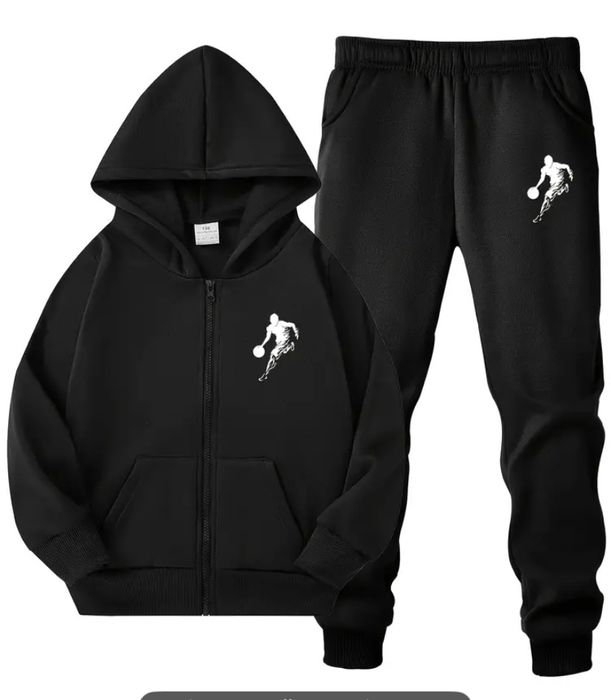 Спортивный костюм на флисе