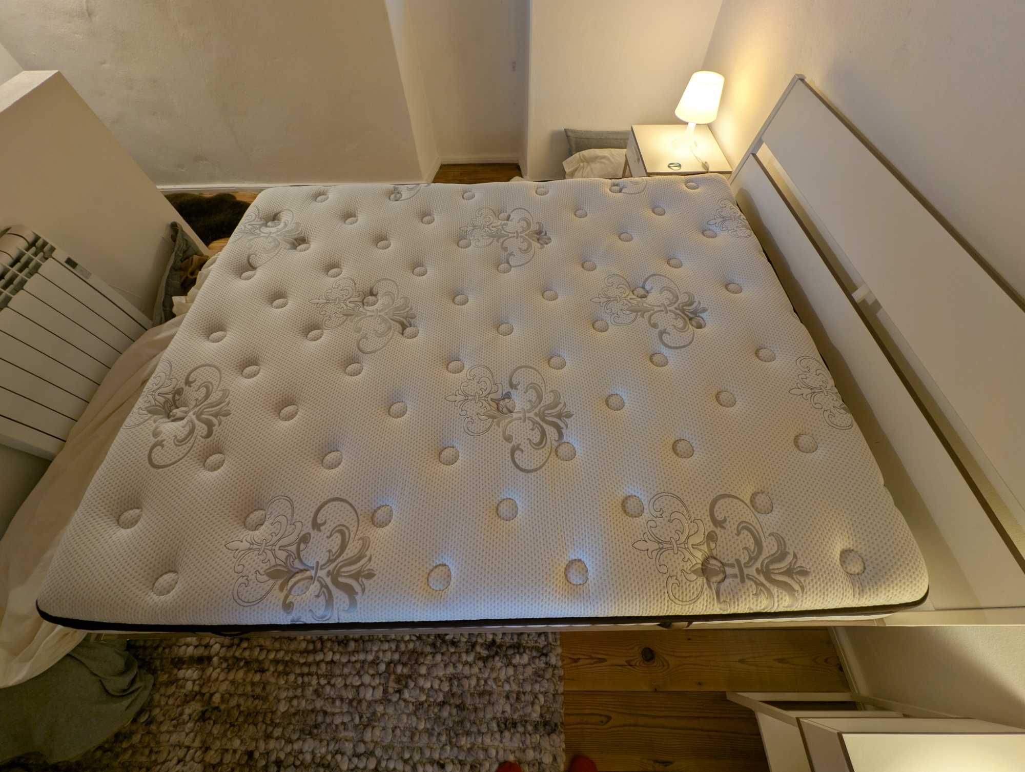 Colchão de casal Luxury (como novo)