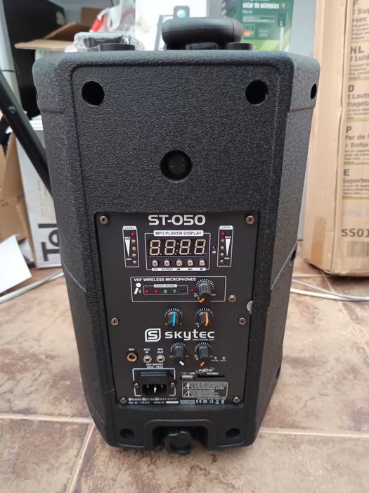 Coluna 8" 100W Skytec
