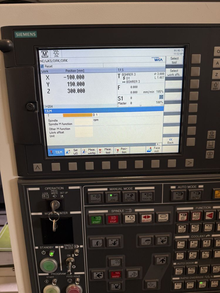 2016 Centrum cnc Hyundai Wia F400