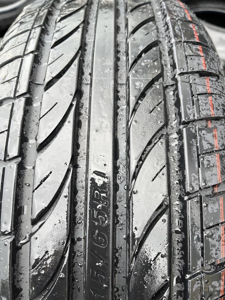 Продам комплект новых летних шин 215/65r15 Mazzini