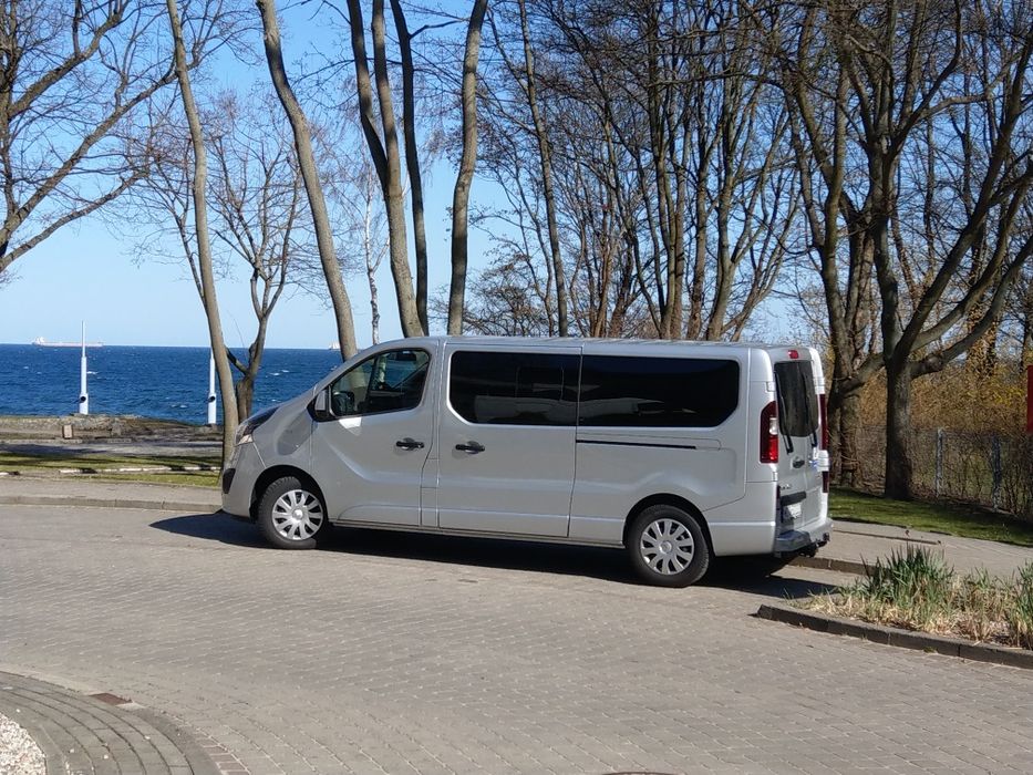 Wypożyczalnia busów wynajem busa VIP przewóz osób transfery transport