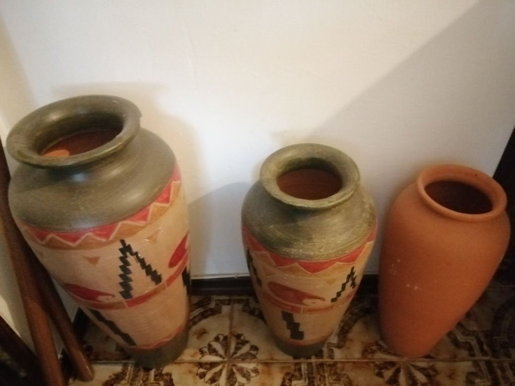 3 Jarrões Cerâmica - 63 cm e 52 cm de altura*