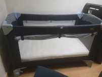 Cama de viagem com colchão
