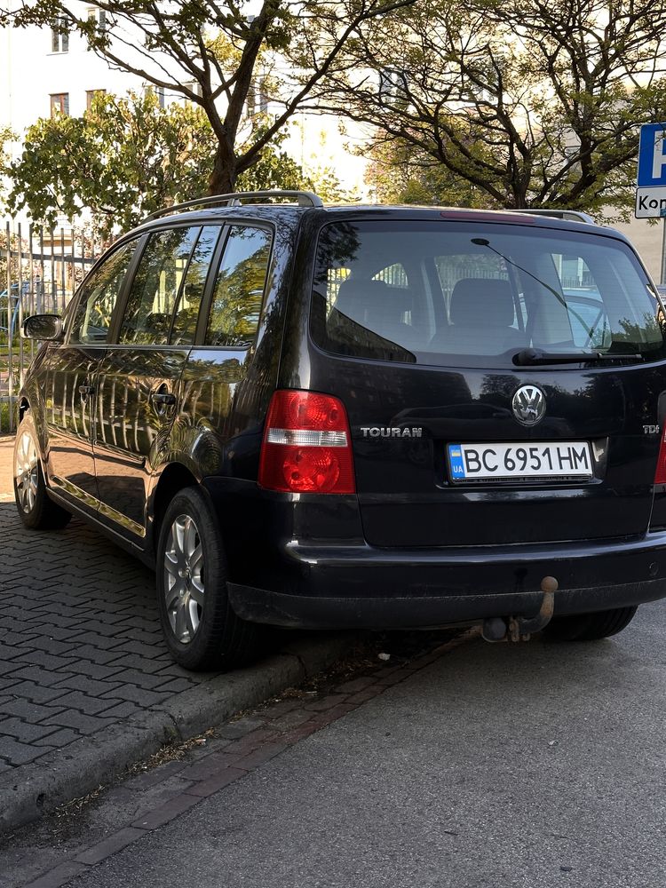 Volkswagen Touran