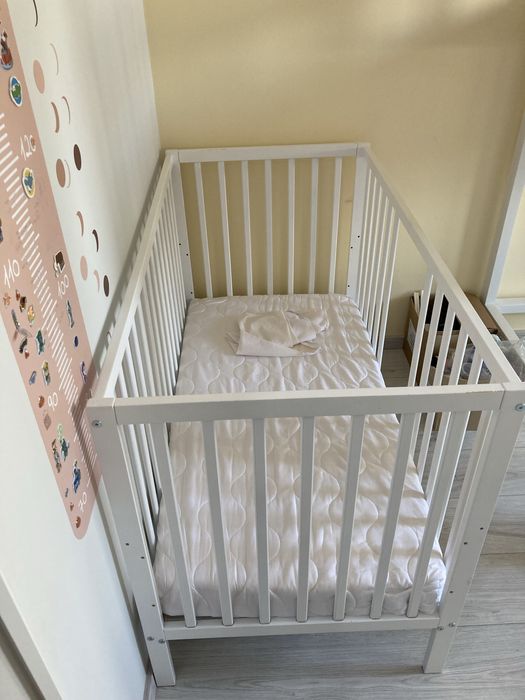 OKAZJA Łóżeczko dziecięce 60x120 z materacem, wyciągane szczeble