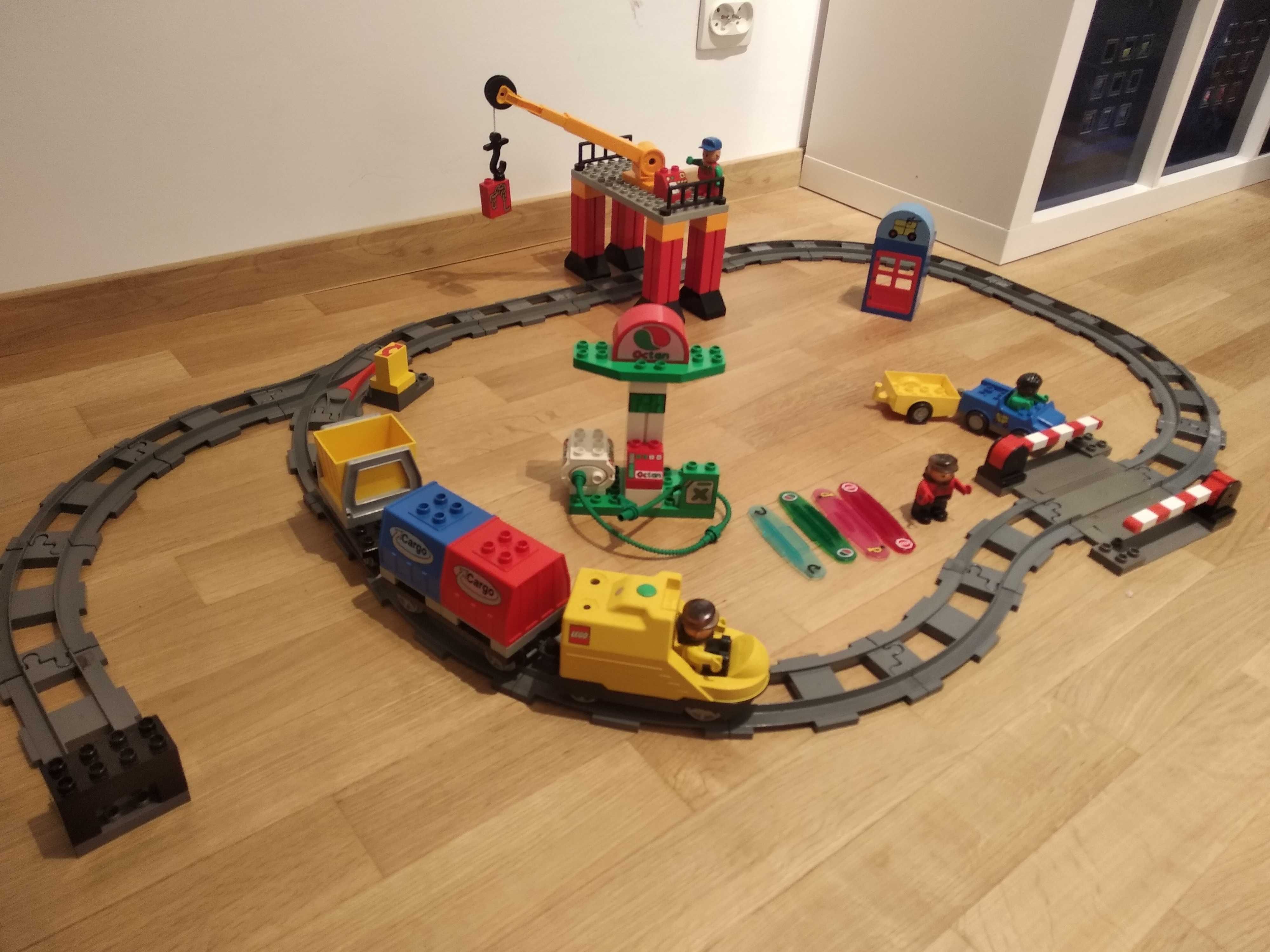 zestaw Inteligentna Kolejka Pociąg klocki Lego Duplo 3325