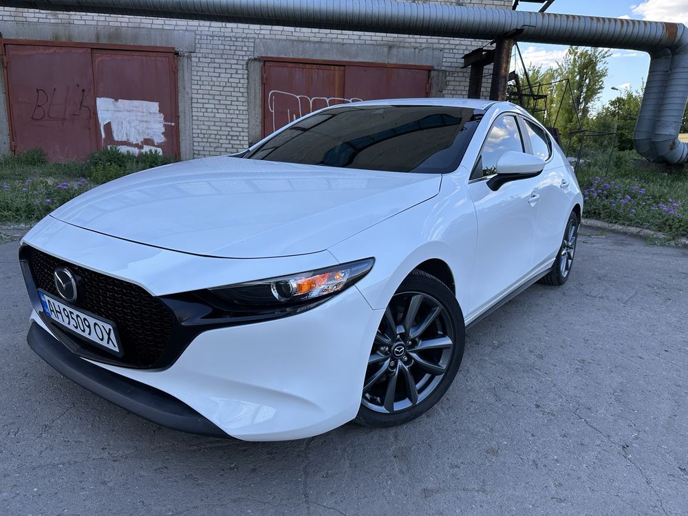 Продам Mazda 3