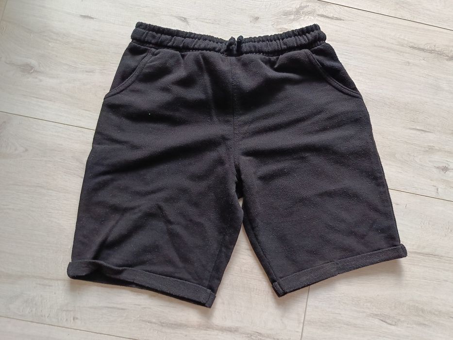 Krótkie spodenki chlopiece 122/128/134