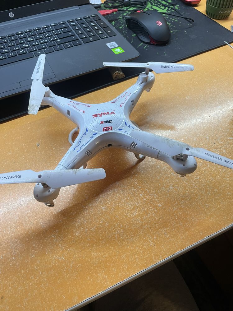 Квадрокоптер Syma x5c