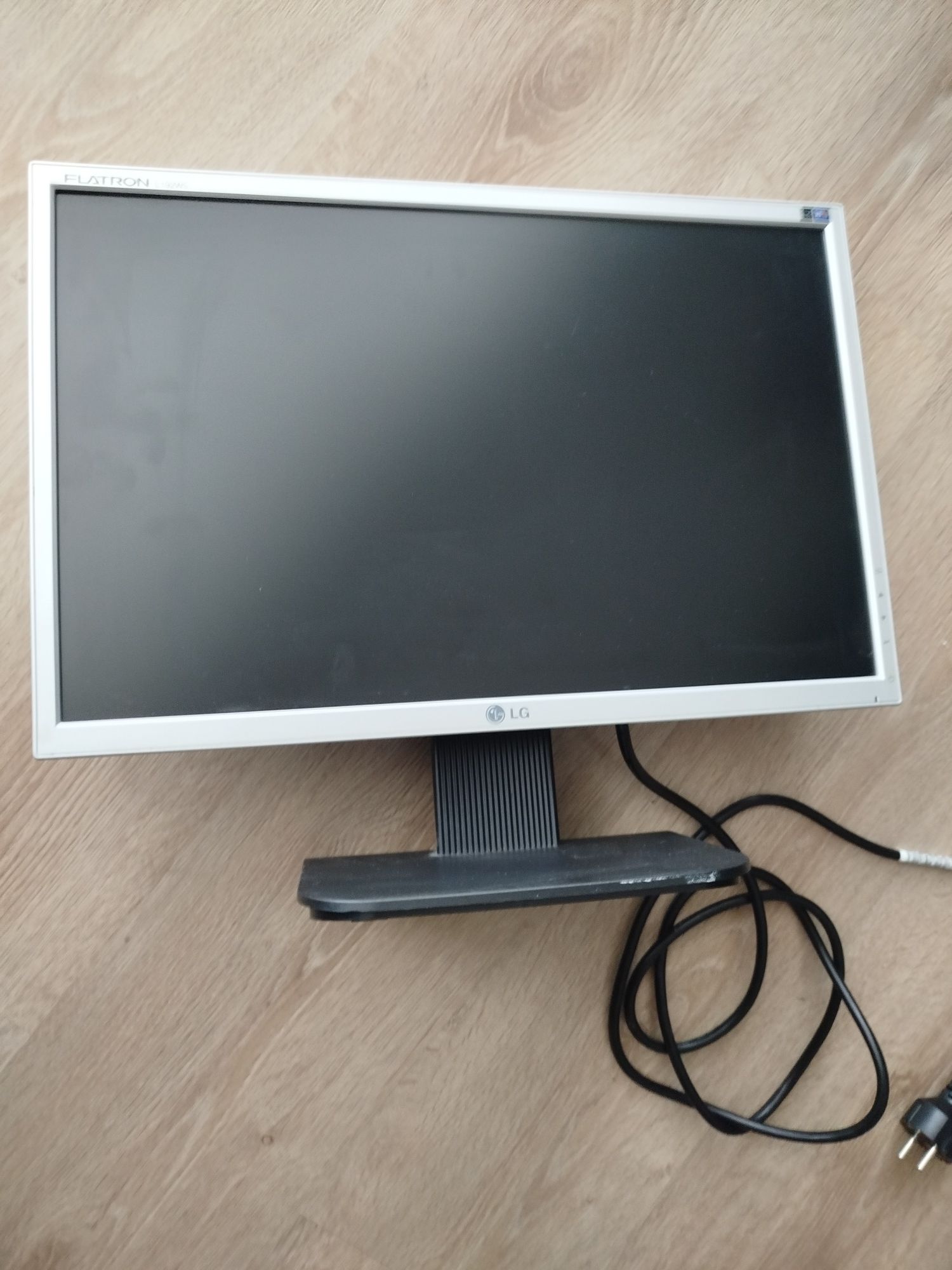 LG monitor komputerowy