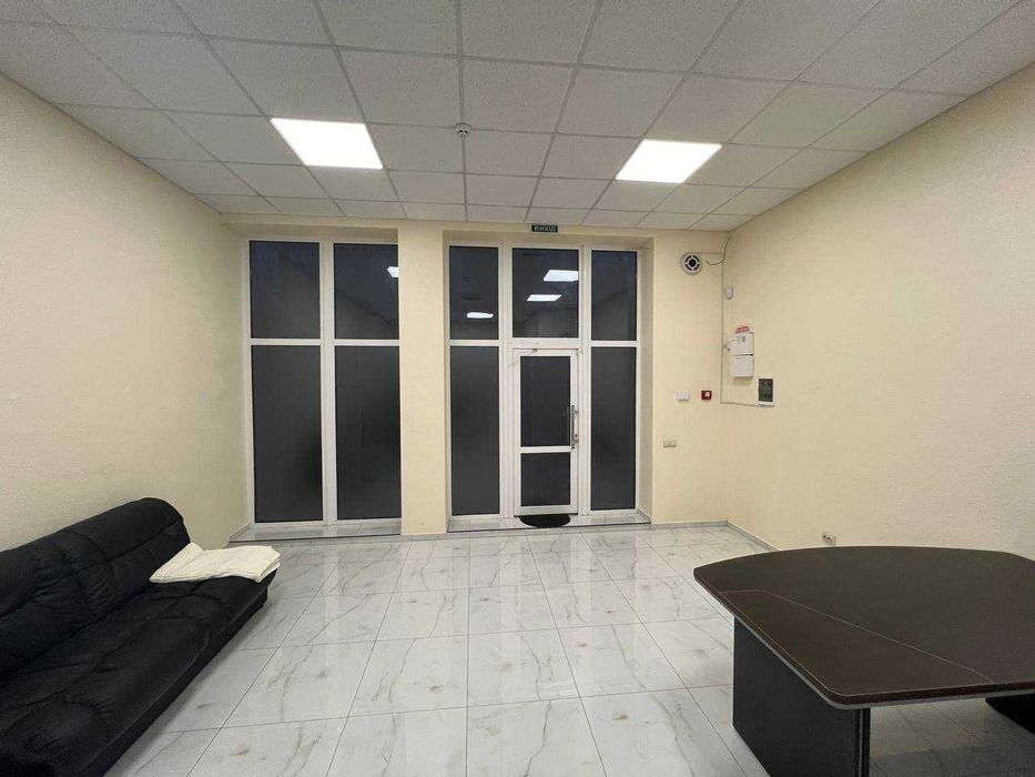Продам комерційного приміщення з ремонтом та меблями 36.5м (Авалон)