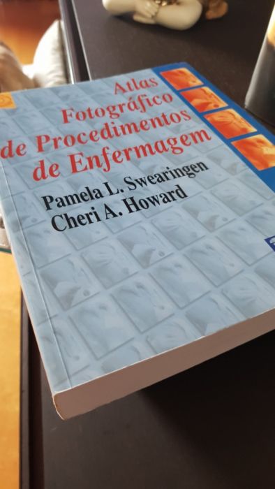 Enfermagem//Atlas fotográfico de procedimento de enfermagem