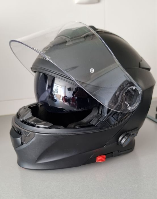 Capacete de moto Bogotto com Bluetooth