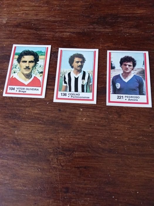 Cromos e cartas de várias coleções- ver abaixo