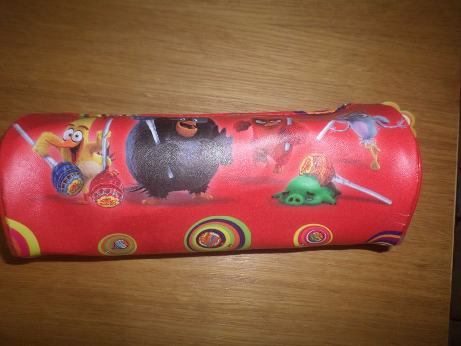 Estojo Angry Birds / novo