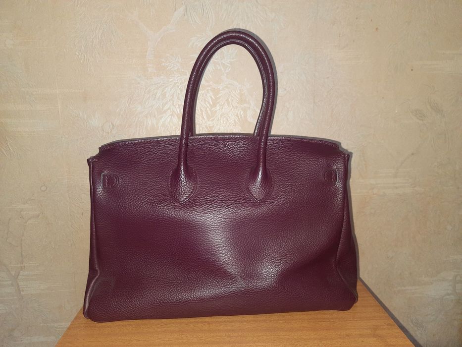 Сумка жіноча з натуральної шкіри,нова.